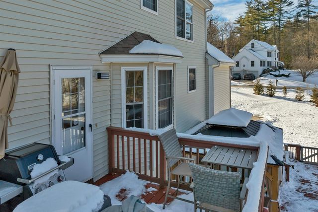 1 Treaty Court, Sandown, NH 03873