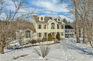 1 Treaty Court, Sandown, NH 03873