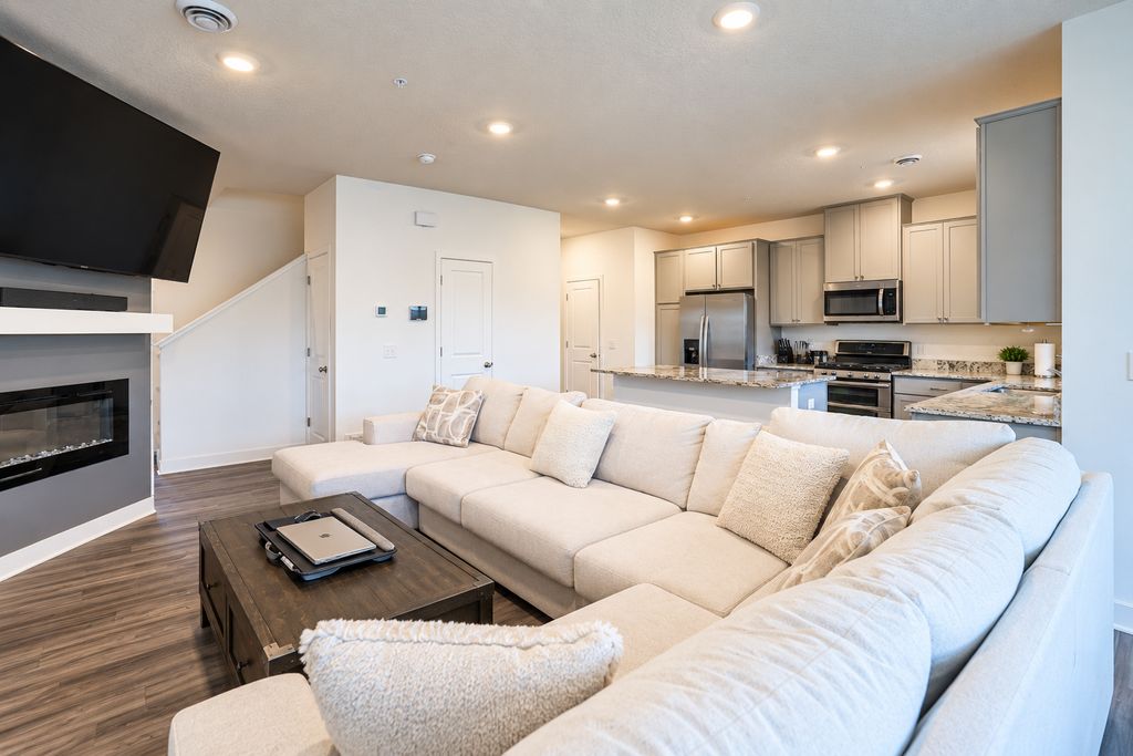6432 Genevieve Trail S, Cottage Grove, MN 55016 — photo 3
