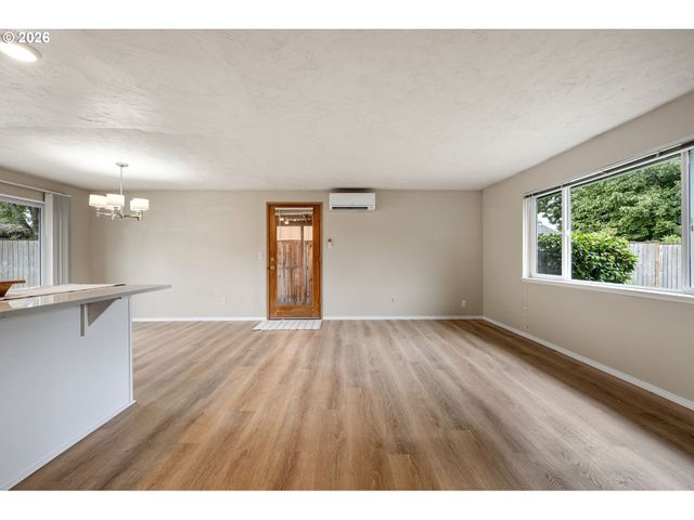 3361 HONEYWOOD St, Eugene, OR 97408