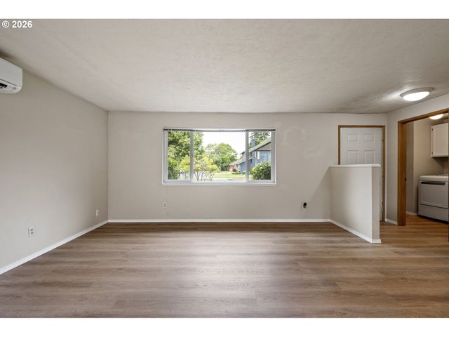 3361 HONEYWOOD St, Eugene, OR 97408