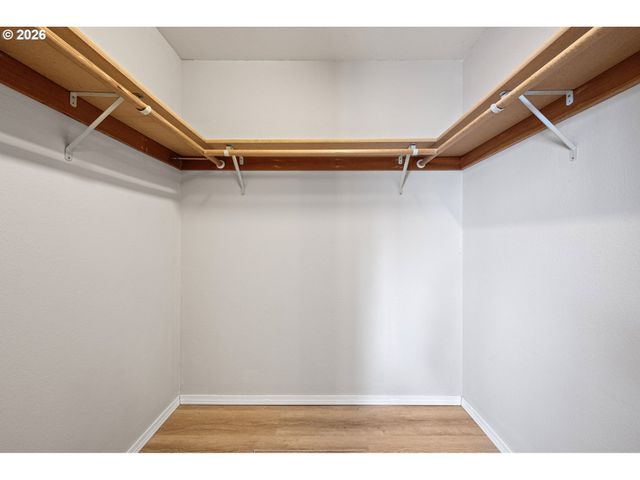 3361 HONEYWOOD St, Eugene, OR 97408