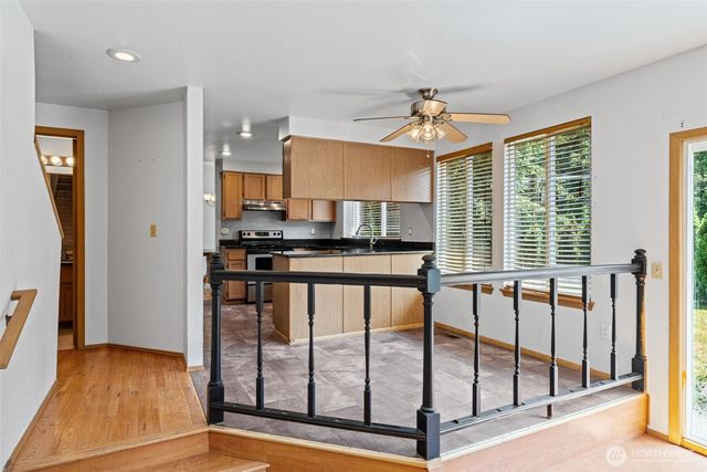 19117 SE 271st Court, Covington, WA 98042