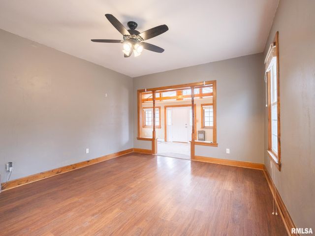 303 N HARRISON Street, Bartonville, IL 61607