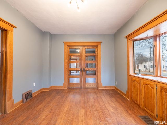 303 N HARRISON Street, Bartonville, IL 61607