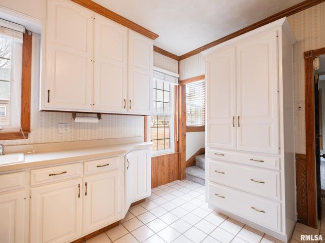 303 N HARRISON Street, Bartonville, IL 61607