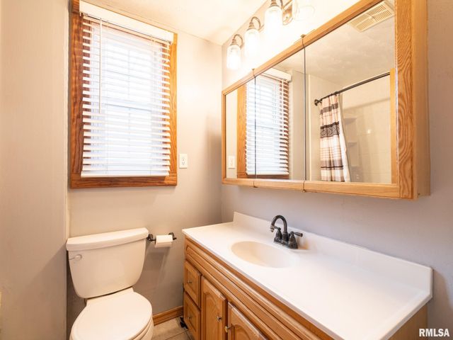 303 N HARRISON Street, Bartonville, IL 61607