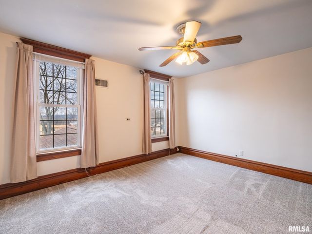 303 N HARRISON Street, Bartonville, IL 61607