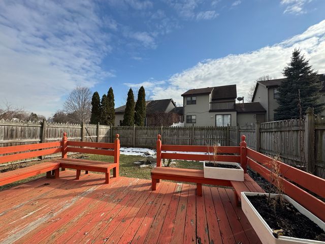 23W447 Greenbriar Drive, Naperville, IL 60540