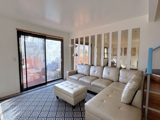 23W447 Greenbriar Drive, Naperville, IL 60540