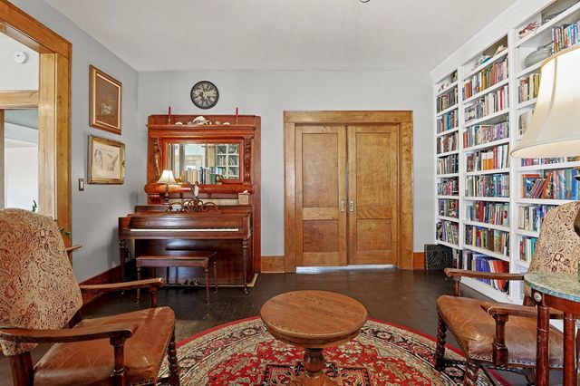 510 S Elizabeth, Wichita, KS 67213