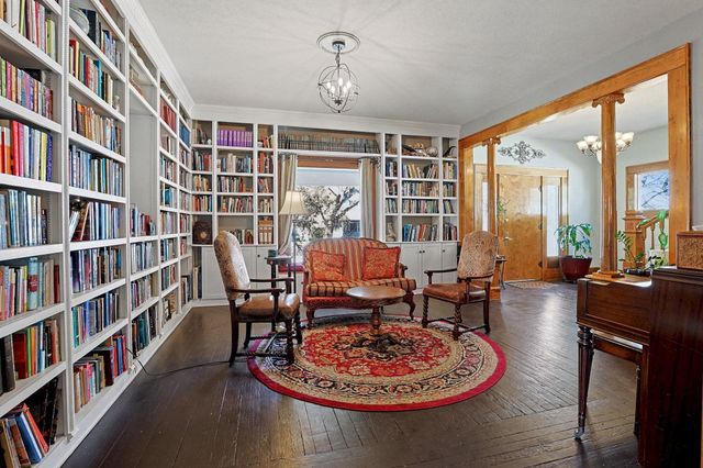 510 S Elizabeth, Wichita, KS 67213