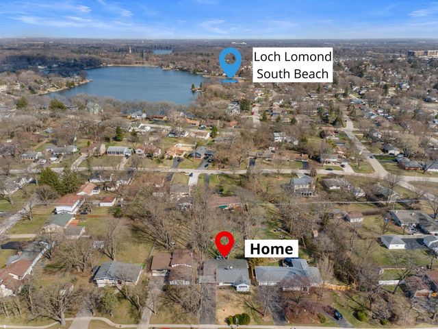 933 N Midlothian Road, Mundelein, IL 60060