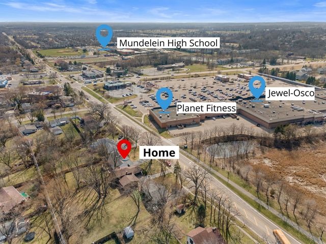 933 N Midlothian Road, Mundelein, IL 60060