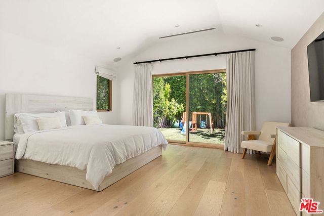 6241 Drexel Avenue, Los Angeles, CA 90048