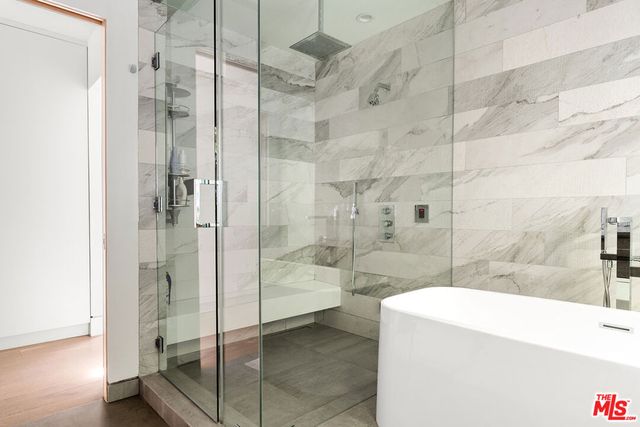 6241 Drexel Avenue, Los Angeles, CA 90048