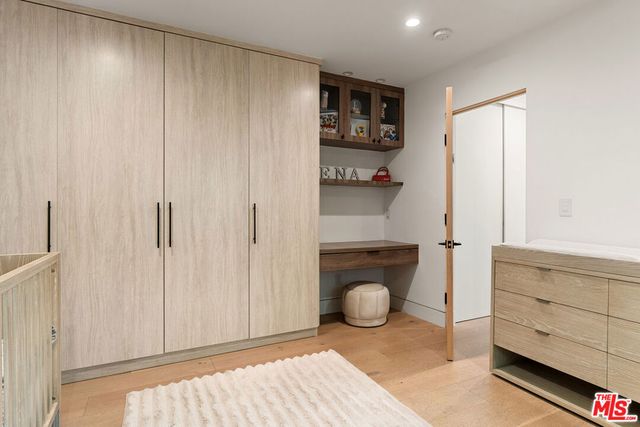 6241 Drexel Avenue, Los Angeles, CA 90048