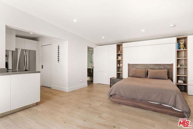 6241 Drexel Avenue, Los Angeles, CA 90048