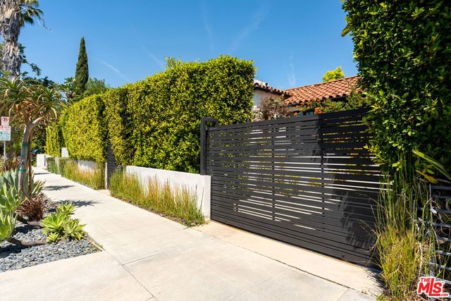 6241 Drexel Avenue, Los Angeles, CA 90048