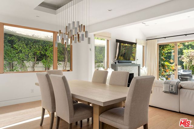 6241 Drexel Avenue, Los Angeles, CA 90048