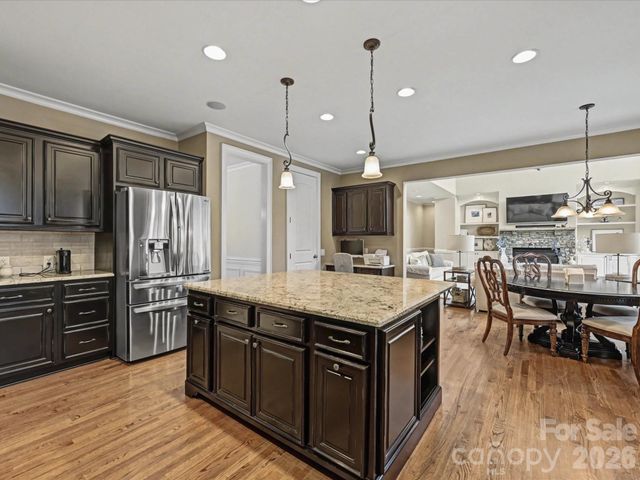 1005 Westbury Drive, Matthews, NC 28104