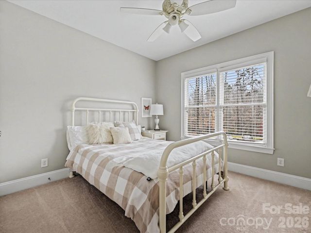 1005 Westbury Drive, Matthews, NC 28104