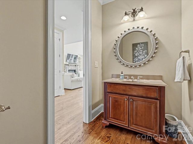 1005 Westbury Drive, Matthews, NC 28104