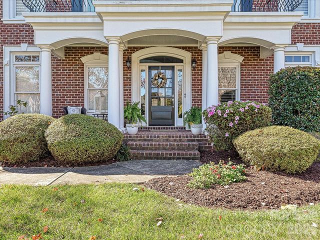 1005 Westbury Drive, Matthews, NC 28104