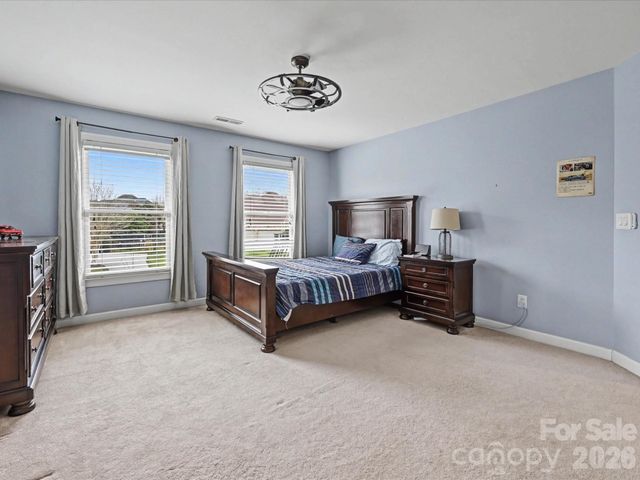 1005 Westbury Drive, Matthews, NC 28104