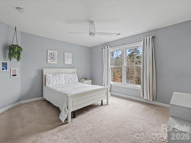 1005 Westbury Drive, Matthews, NC 28104