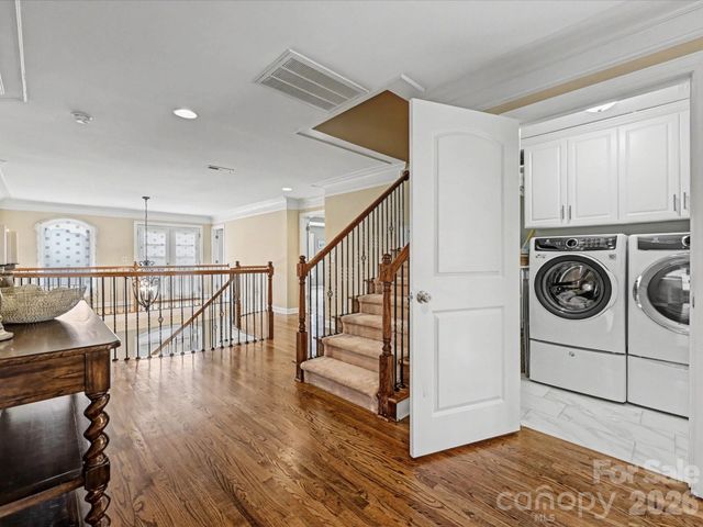 1005 Westbury Drive, Matthews, NC 28104