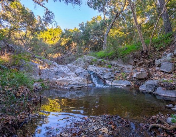 93706 Via Escondido, Temecula, CA 92590