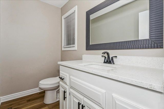 4001 N Jasmine St, Wichita, KS 67226