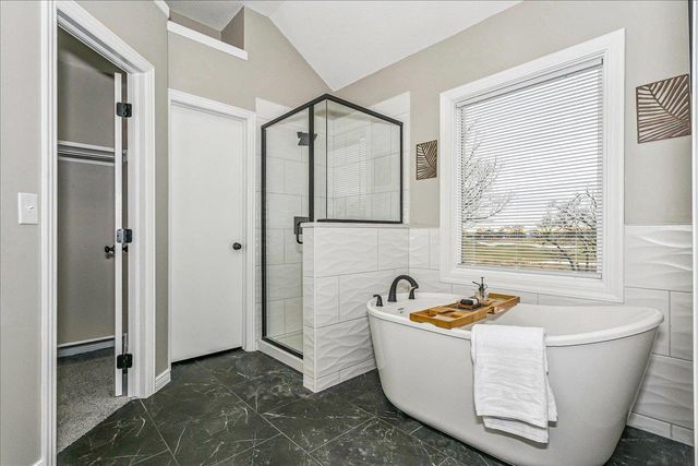 4001 N Jasmine St, Wichita, KS 67226