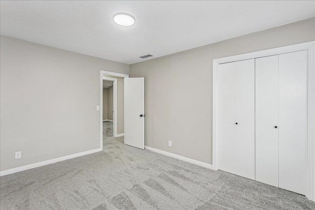 4001 N Jasmine St, Wichita, KS 67226