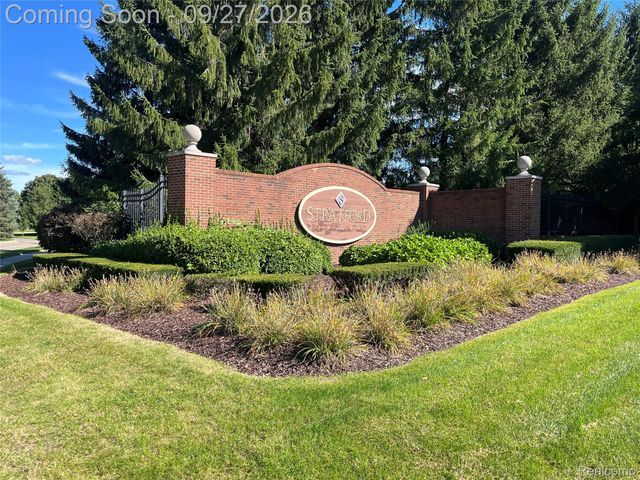 63746 Providence, Washington Township, MI 48095