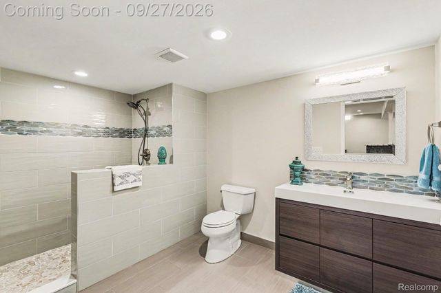 63746 Providence, Washington Township, MI 48095