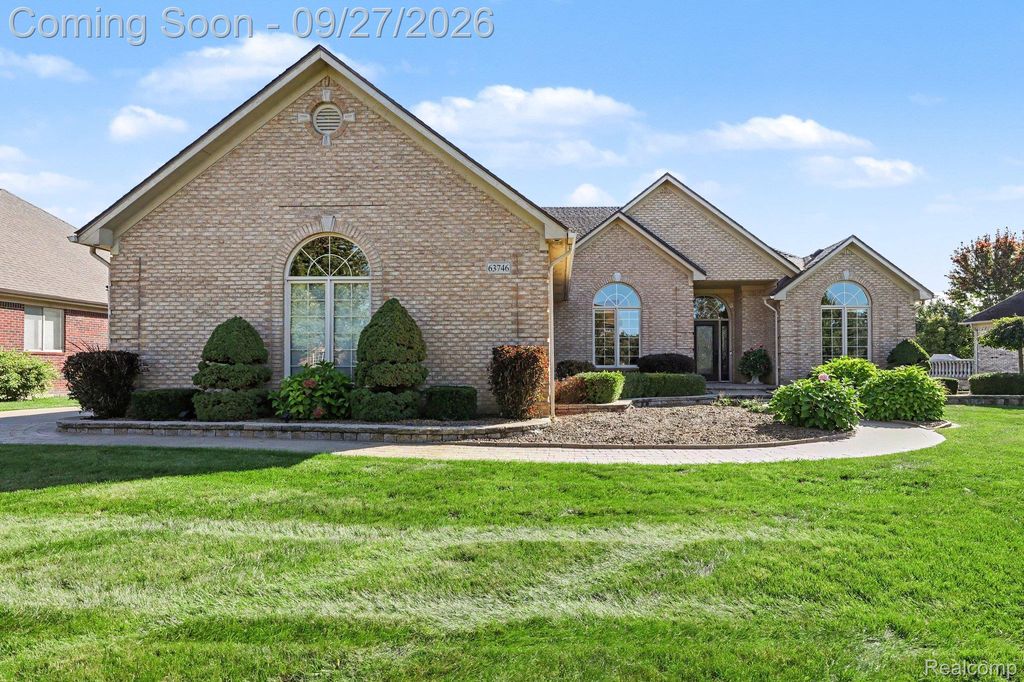 63746 Providence, Washington Township, MI 48095