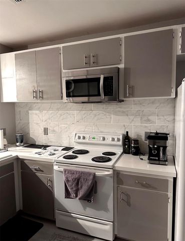 6210 BAYSIDE KEY DRIVE, Tampa, FL 33615