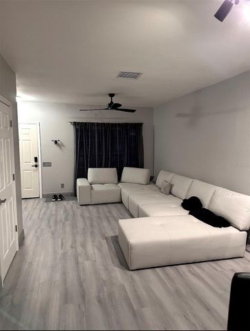 6210 BAYSIDE KEY DRIVE, Tampa, FL 33615