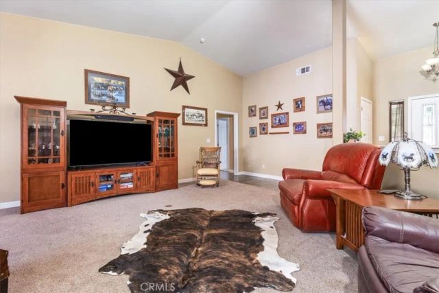 3640 Debonair Drive, Paso Robles, CA 93446