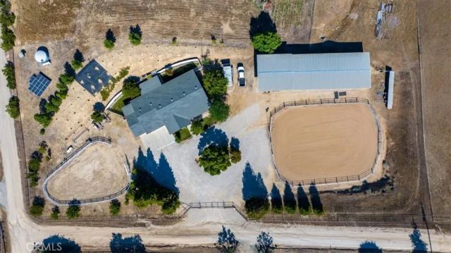 3640 Debonair Drive, Paso Robles, CA 93446