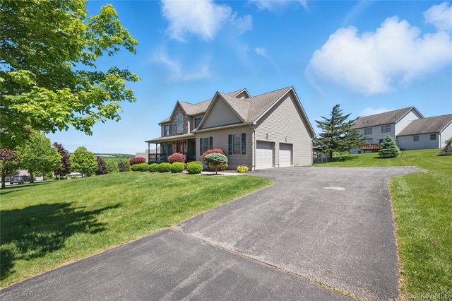 15 Prestwick Drive, Monroe, NY 10950