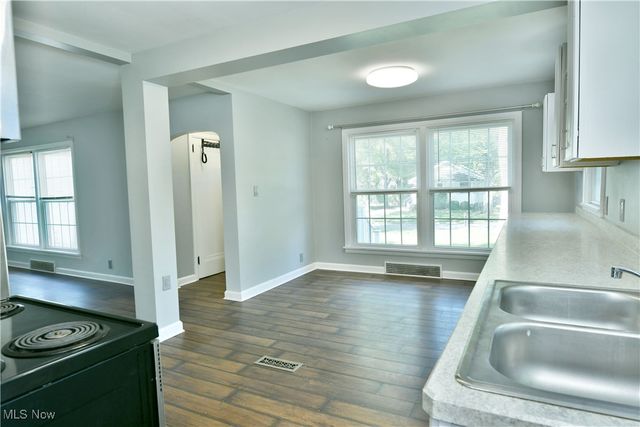 20 Nesbitt Street, Poland, OH 44514