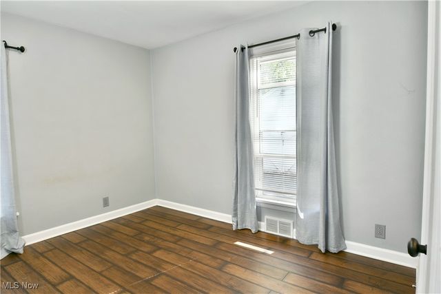 20 Nesbitt Street, Poland, OH 44514