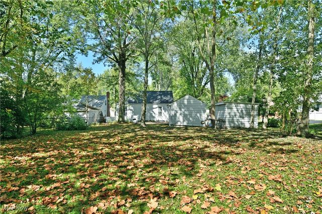 20 Nesbitt Street, Poland, OH 44514