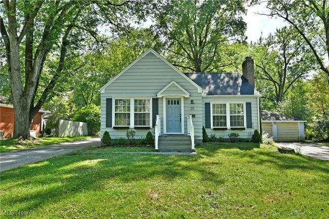 20 Nesbitt Street, Poland, OH 44514