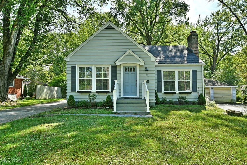 20 Nesbitt Street, Poland, OH 44514