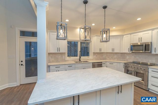 749 FAR KNOB CLIMB, Nellysford, VA 22958