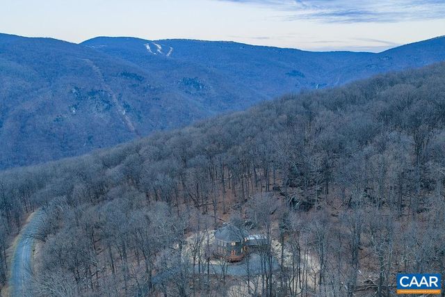 749 FAR KNOB CLIMB, Nellysford, VA 22958